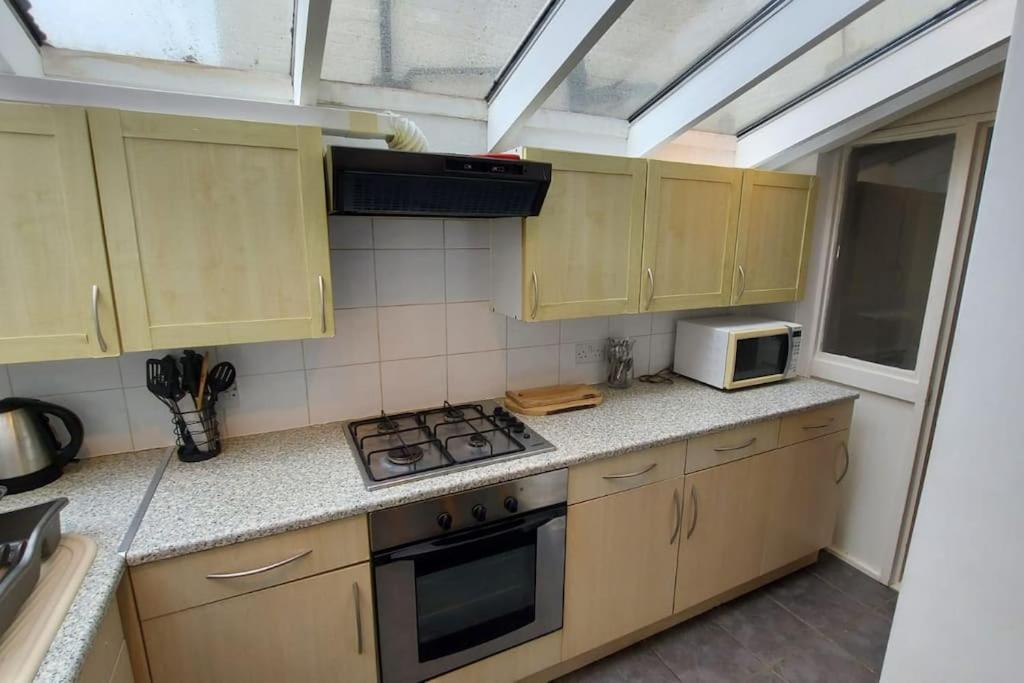 Private Guest Rooms In Tooting Londra Esterno foto
