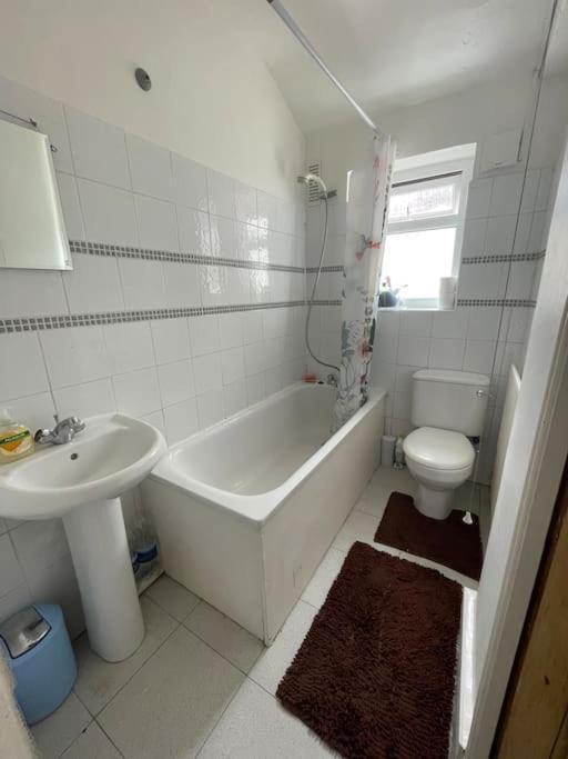 Private Guest Rooms In Tooting Londra Esterno foto