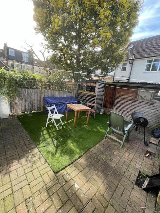 Private Guest Rooms In Tooting Londra Esterno foto